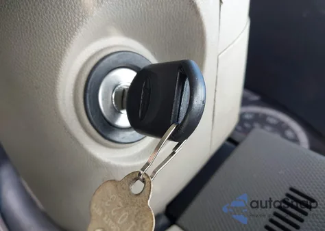 2011 Ford Escape Xls из США, поврежденный, VIN 1FMCU9C7XBKA09404